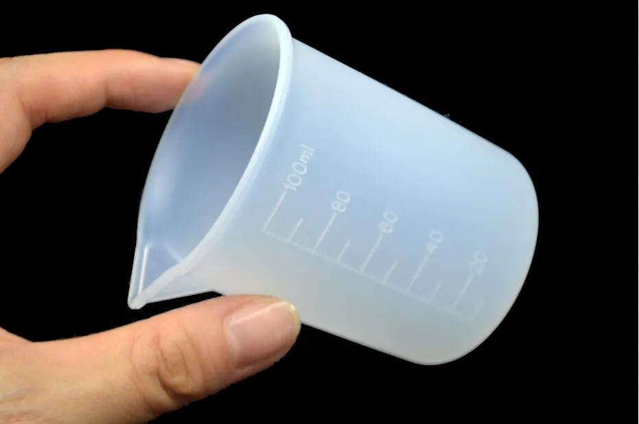 500ML Creazione di Gioielli Set di 2 Tazze Misurini in Silicone per Resina Epossidica Inclusi Misurini in Silicone Riutilizzabili di Scala Precisa per Stampi Colata Arti DIY 
