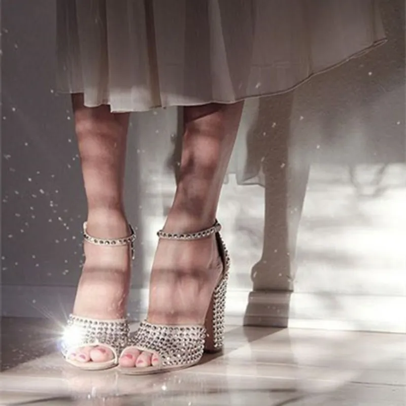 Kolnoo Ladies personalizzati Sandali di tallone fatti fatti fatti a mano scintillanti rivetti scarpe aperte per matrimoni Club Drepus Fashion Dress Shoes D022