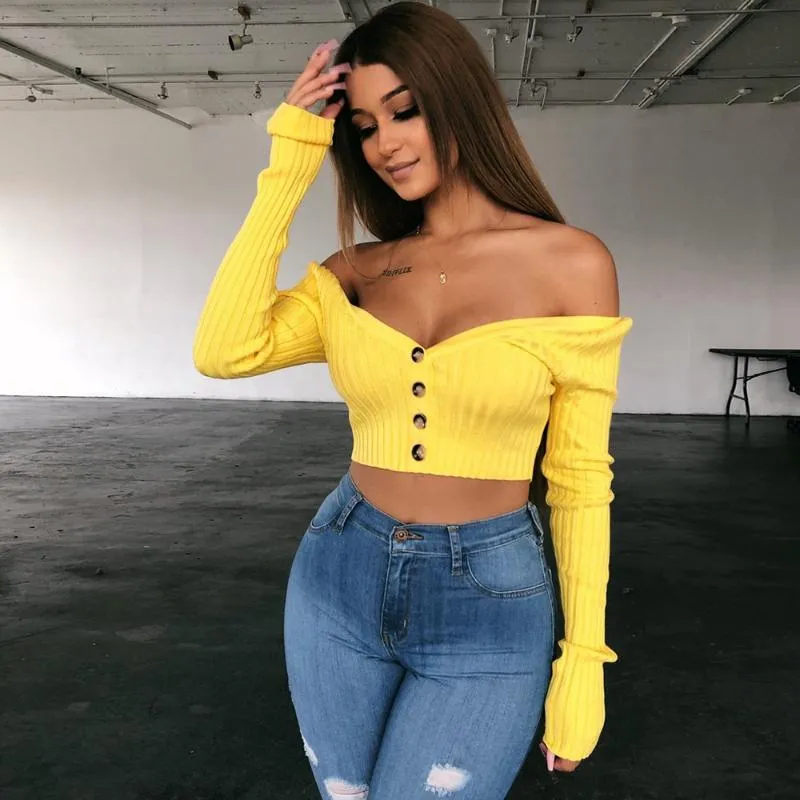 Crop top hotsell amarillo manga larga