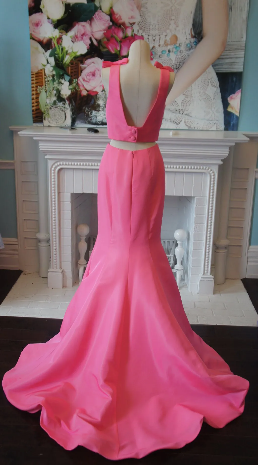 Elegant 2-Piece Mermaid Prom Dress in Pink, Sky Blue, and Yellow with Bow Straps and Backless