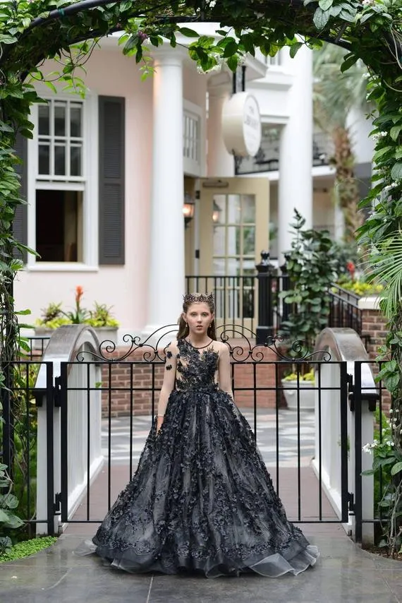 chinese dress ladies Mew Mews Celleen Long Sleeve Flower Lace Maxi Dress