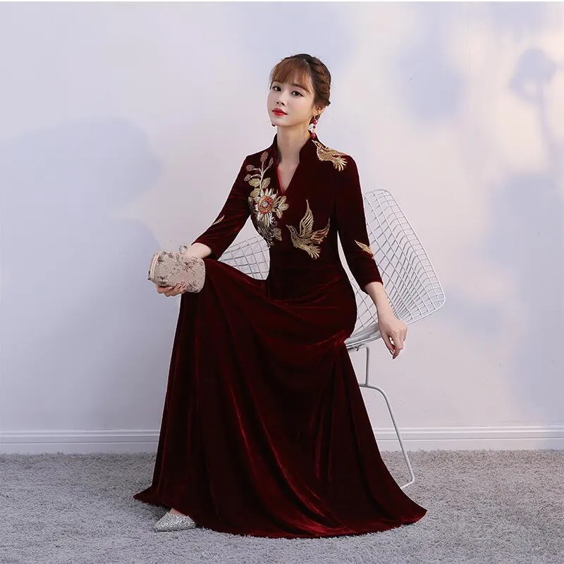 Chinese Style casual Dress Vintage Women embroidered Qipao vestido Slim New spring long sleeve clothing Cheongsam style gown