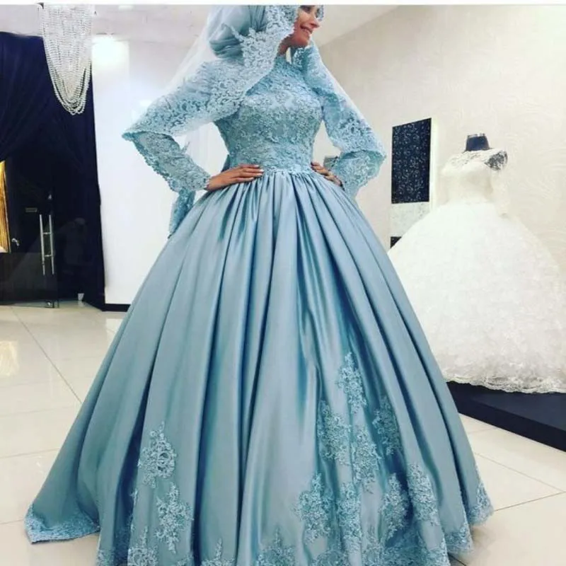 Abito da ballo arabo blu Abito da sposa musulmano Dubai Kaftan Collo alto Maniche lunghe Abiti da sposa in raso islamico Appliques in pizzo