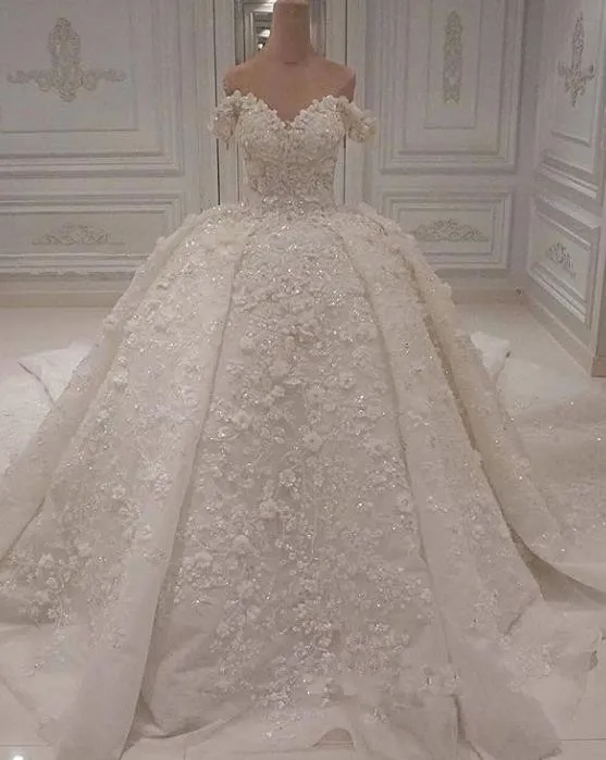 Charmante robe de bal robes de mariée hors épaule perlée 3d dentelle robes de mariée grande taille dubaï arabe luxe robe de mariée formelle