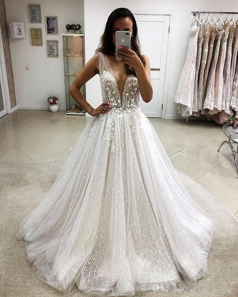 V Neck Lace Appliques A Line Wedding Dresses Tulle Sequins Bridal Gowns 2019 Formal Empire Waist Long Vestidos De Marriage Custom