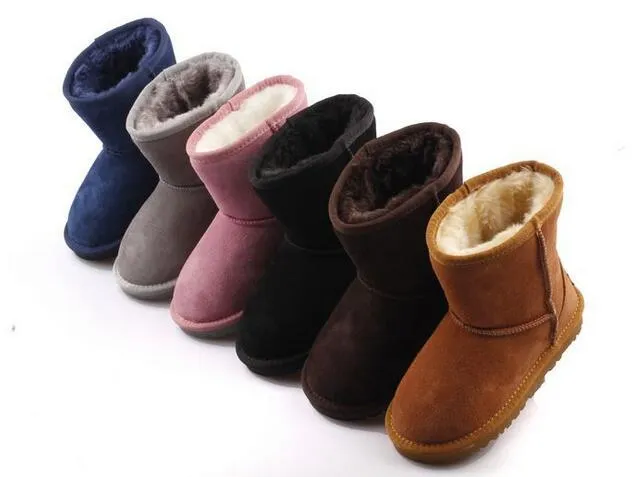 2019 HOT CLÁSSICO DESIGN AUS UOGS BABY BOY MENINA CRIANÇAS BOTAS DE NEVE PELE MANTENHA BOTAS AQUECIDAS EUR SZIE EUR 23-34 FRETE GRÁTIS