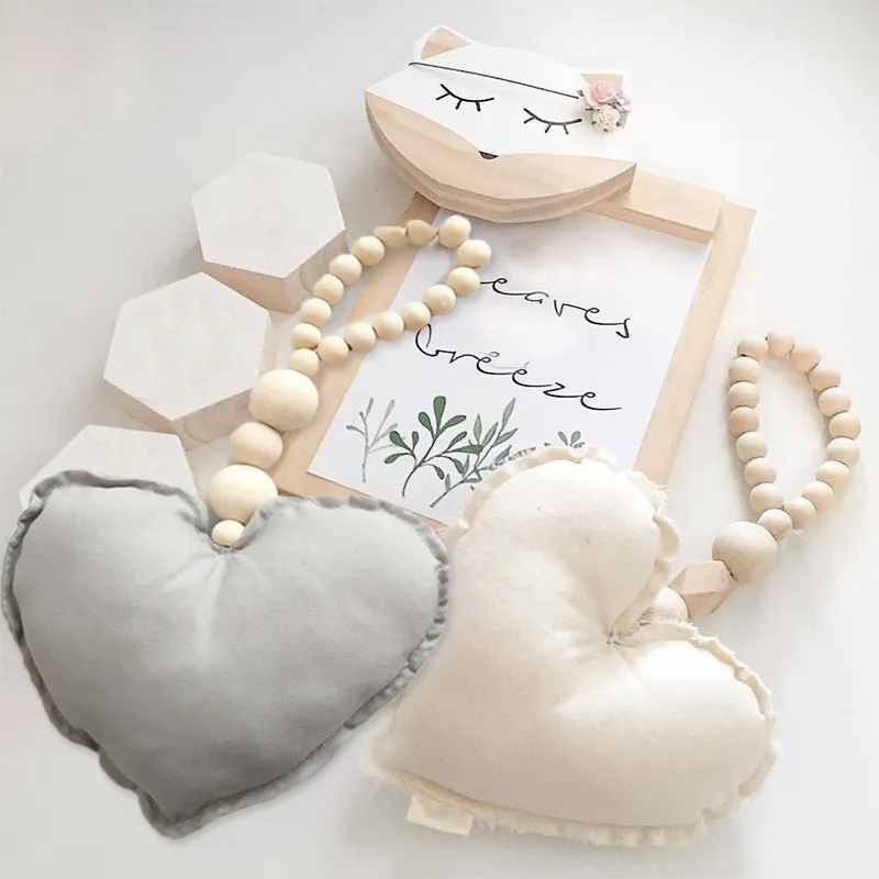 Bebé decoración almohada juguetes corazón cuentas de madera cuerdas juguetes niños habitación de bebé decoración colgante de pared adornos accesorios de fotografía regalo