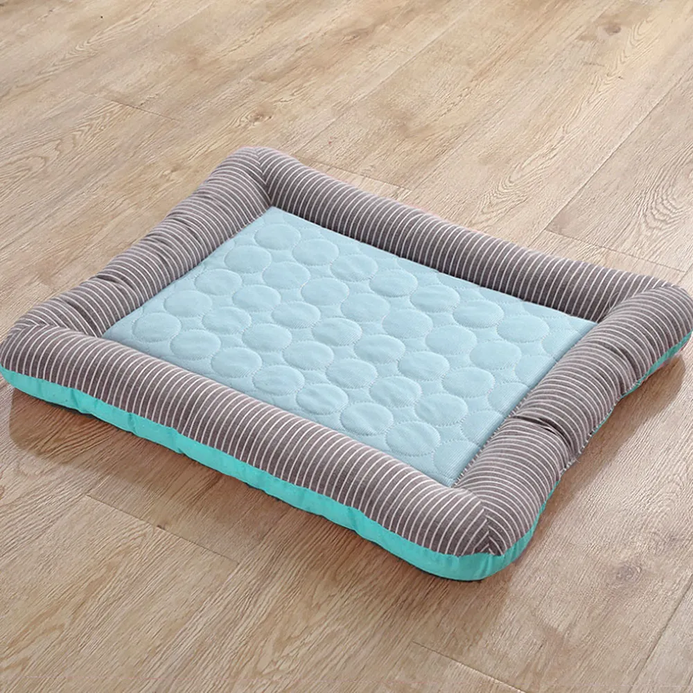 Tappetino per pannolini per cani Tappetino estivo rinfrescante per cani Coperta per gatti Divano Letto traspirante Forniture per animali domestici