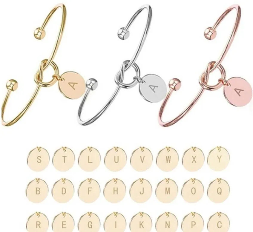 26 A-Z Inglês Letter Initial Bracelet Bracelete Silver Gold Letter Charm Bracelets Love Bowknot Wristband Algemas Para Mulheres Meninas Will e Sandy Epacket