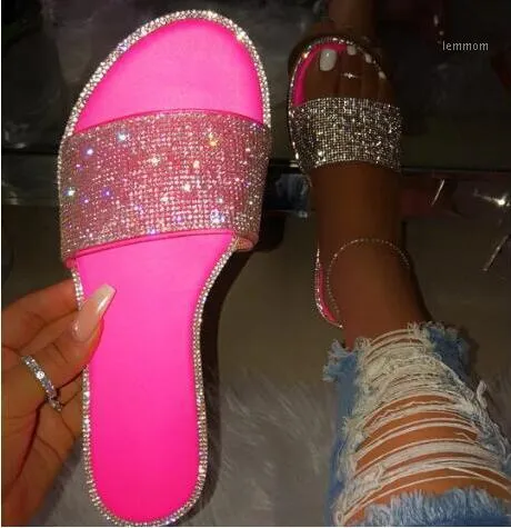 Flip Flop Nya Mode Kvinnor Tofflor Populär Ljus Färg Rhinestones Sparkling Flat Sandals Beach Ladies Slippers Beach Shoes1