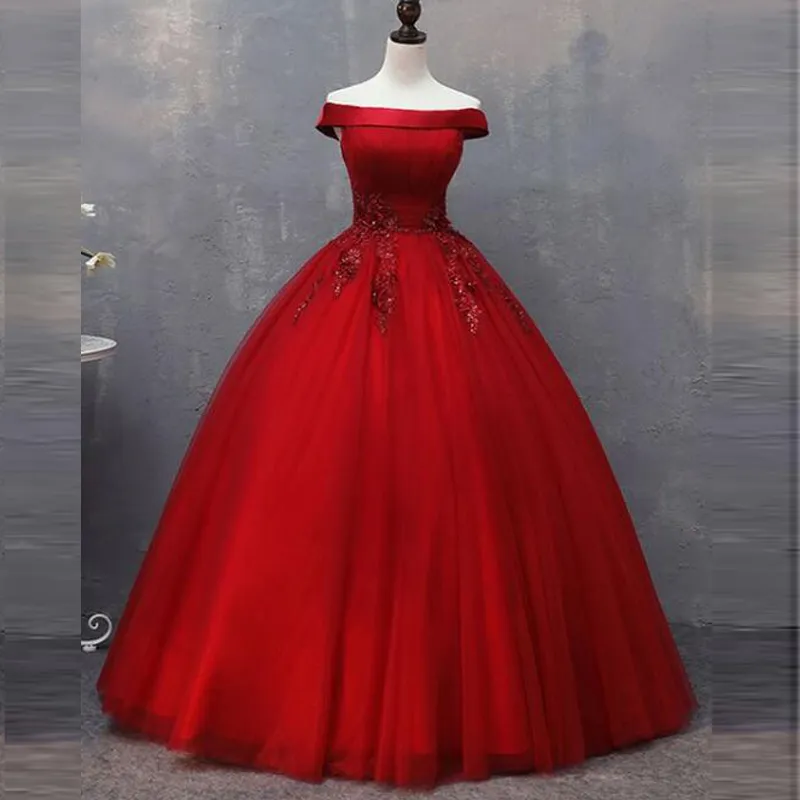 Vestido de fiesta de tul rojo Vestidos de novia Fuera del hombro Apliques de encaje con cuentas Longitud del piso Vestidos de novia hermosos simples Hechos en China