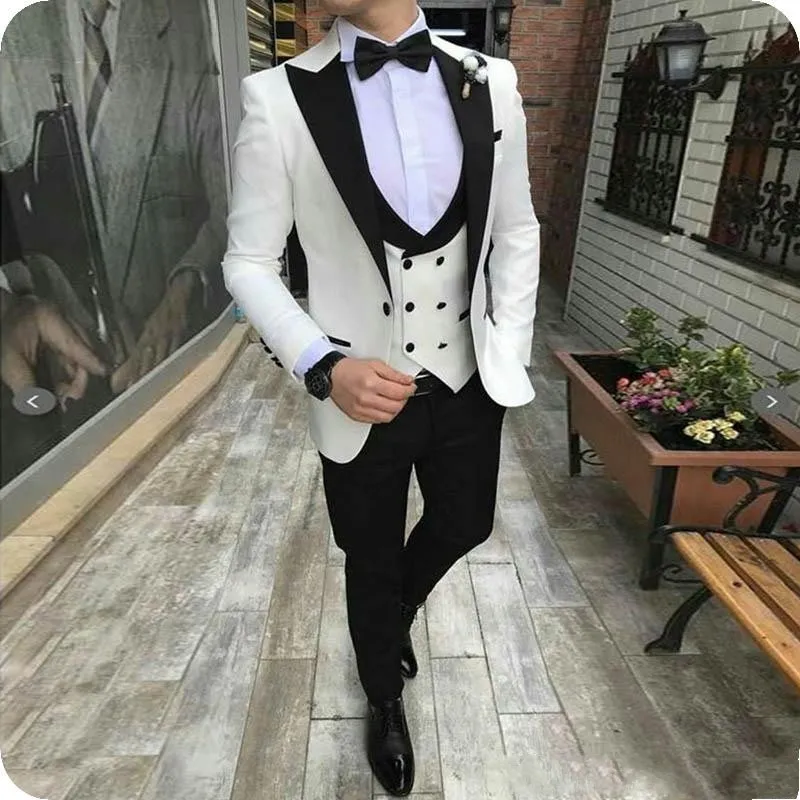 Wysokiej jakości jeden przycisk Ivory Wedding Men Garnitury Peak Lapel Trzy kawałki Business Groom Tuxedos (Kurtka + spodnie + kamizelka + krawat) W1069