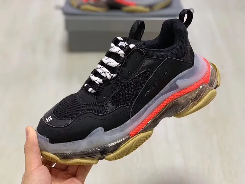 Balenciaga Daddy Shoes 2020 nuove scarpe firmate Paris 17FW Triple-S Sneaker Triple S Scarpe papà casual di lusso per Scarpe Beige Nero Sport tennis maschile 36-45