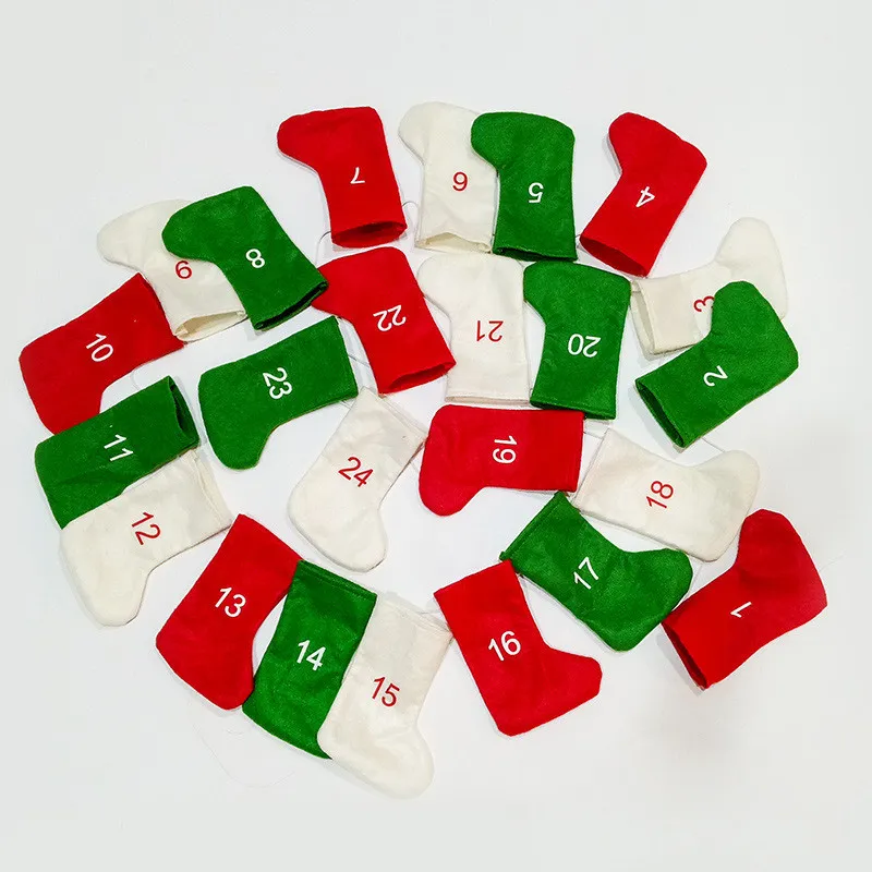 24pcs Calze natalizie Albero di Natale Ciondolo appeso Calzini Natale conto alla rovescia Calza Candy Gift Bag Holder Decorazioni per la casa di Natale