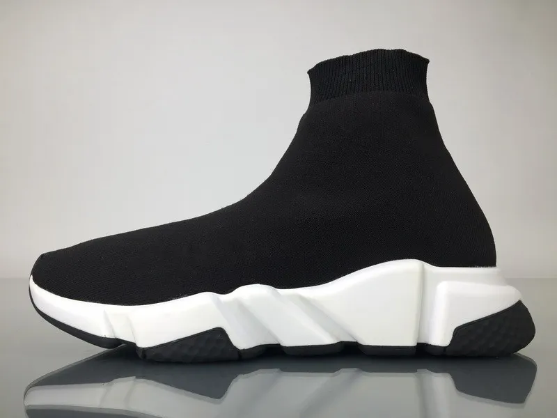 Het 2020 kvinnor män socka gå skor svart vit röd hastighet tränare sport sneakers topp stövlar casual sko storlek 35-45