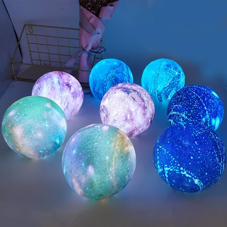 4 Färg Ny Creative LED Lights Dream Star Lights 3D Printing Color Moon Lampa Barnens julbelysning Toys T2I5676