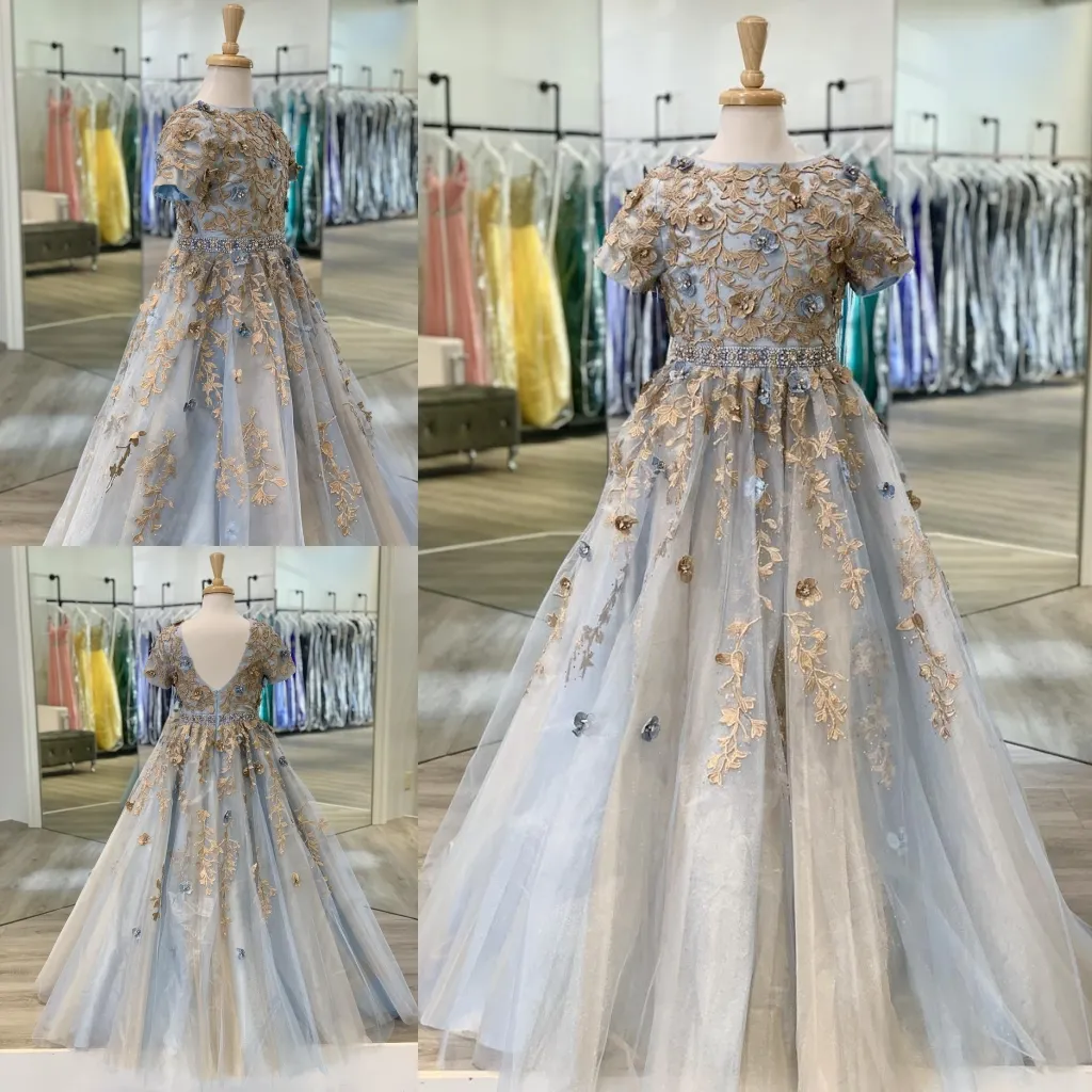 Robe de concours de fille d'or / bleu 2020 robe de bal trapèze appliques florales robes de soirée formelles manches cape mère fille dos en V photo réelle
