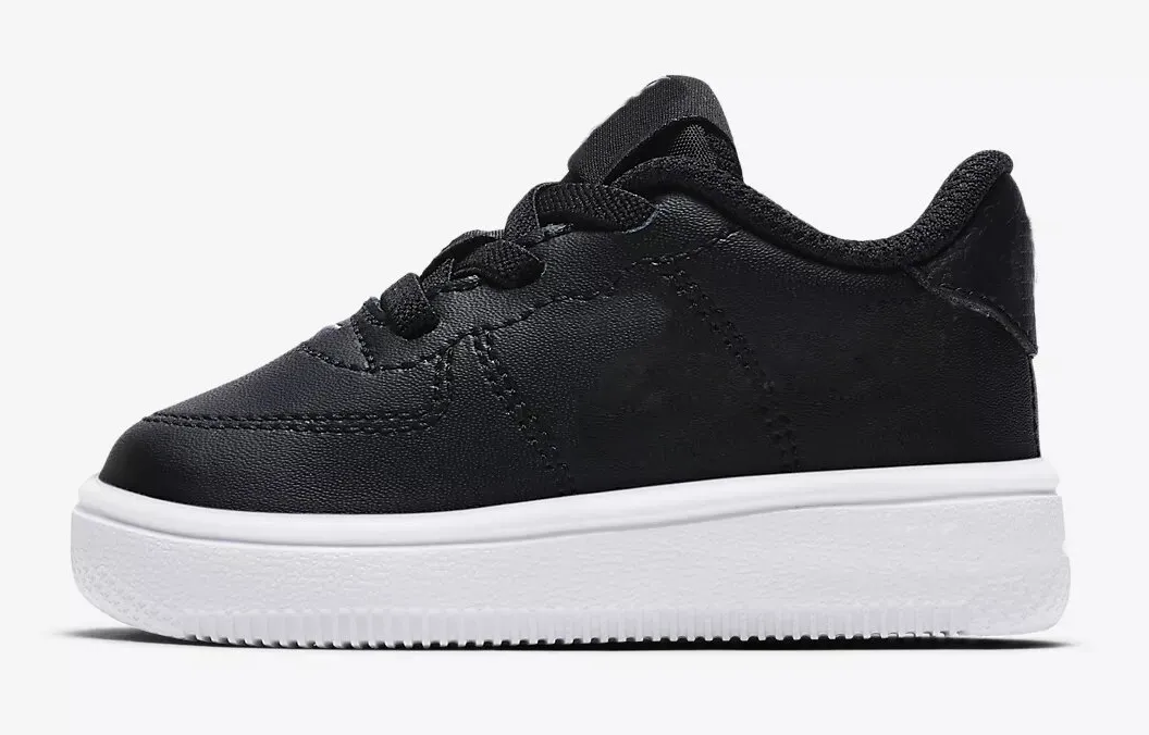 Chaussure de sport enfant pas cher hotsell