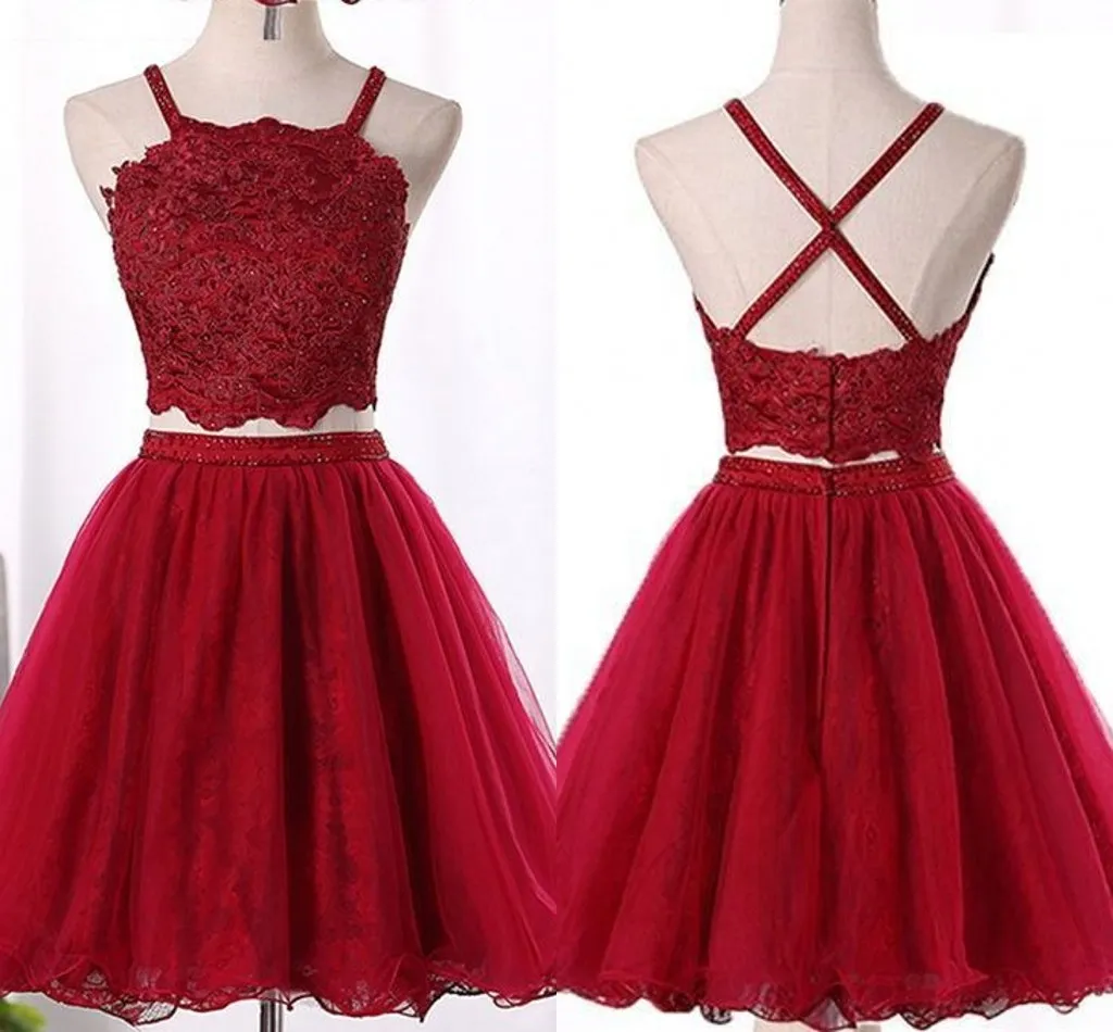 Vinho vermelho 2019 vestidos de baile curtos halter exclusivo lace lace frisado cristal de cristal lado caseiro vestido barato vestidos de formatura Juniors