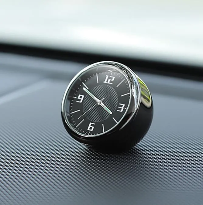 Auto Uhr Ornamente Auto Uhr Air Vents Outlet Clip Mini Dekoration  Automotive Dashboard Zeit Display Uhr In Auto Zubehör Von 14,43 €