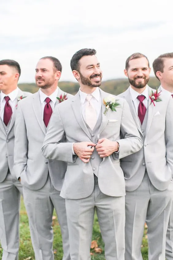 Grey Groomsmen Suits 2019 Slim Fit Two Button Notched Lapel Best Men blazers Wedding Tuxedos Jacket Pants Vest Tie