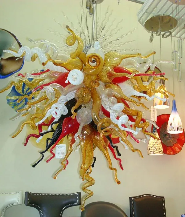 Энергосберегающие лампы Источник Dale Chihuly Handmade Blown Стеклянные Люстры Любры для гостиной Светильники Искусство Декоративное Современное подвеска