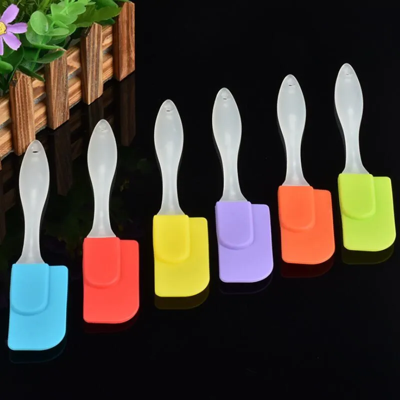 Gemengde kleuren keukengerei gepersonaliseerde siliconen borstel spatel cookie spatel met plastic handvat gratis verzending LX8783