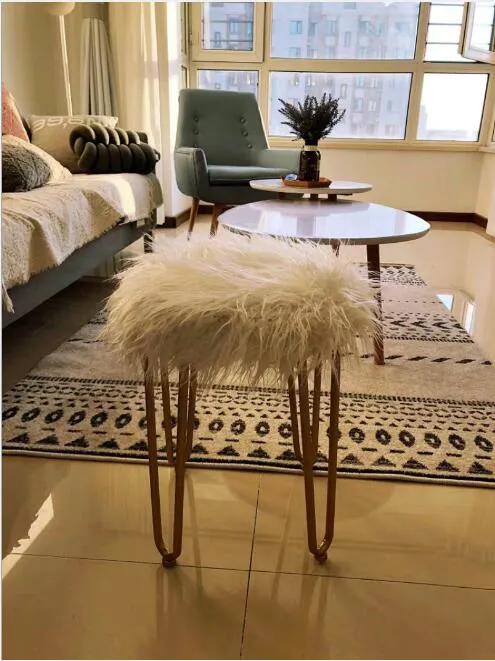 Low shop round chair
