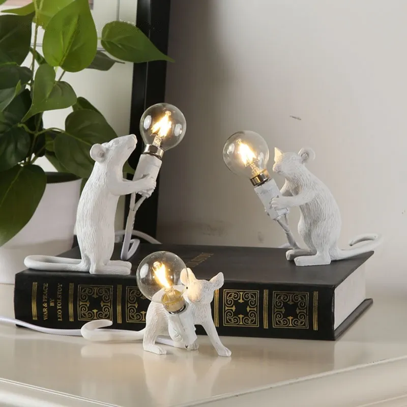 Creative Resin Animal Rat Mouse Table Lamp Small Mini Mouse Cute LED Night Lights Home Decor Desk Lights Bedside Lamp EU/AU/US/UK Plug