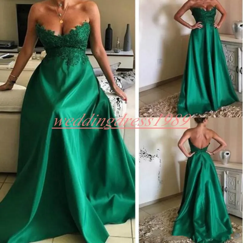 Charmant Sweetheart Avondjurken Satijn Groen Feestjurk Mouwloos A-lijn Arabisch Optocht Jurken Vestido de noche Plus Size Gala Formeel