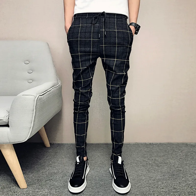 Nowe spodnie Mężczyźni Slim Fit Brytyjska Plaid Męskie Spodnie Moda Wysokiej Jakości 2020 Lato Casual Młody Człowiek Hip Hop Spodnie Mężczyzna Gorąca Sprzedaż