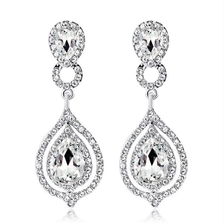 Orecchini in oro bianco con diamanti gialli Fancy Cluster Dangle