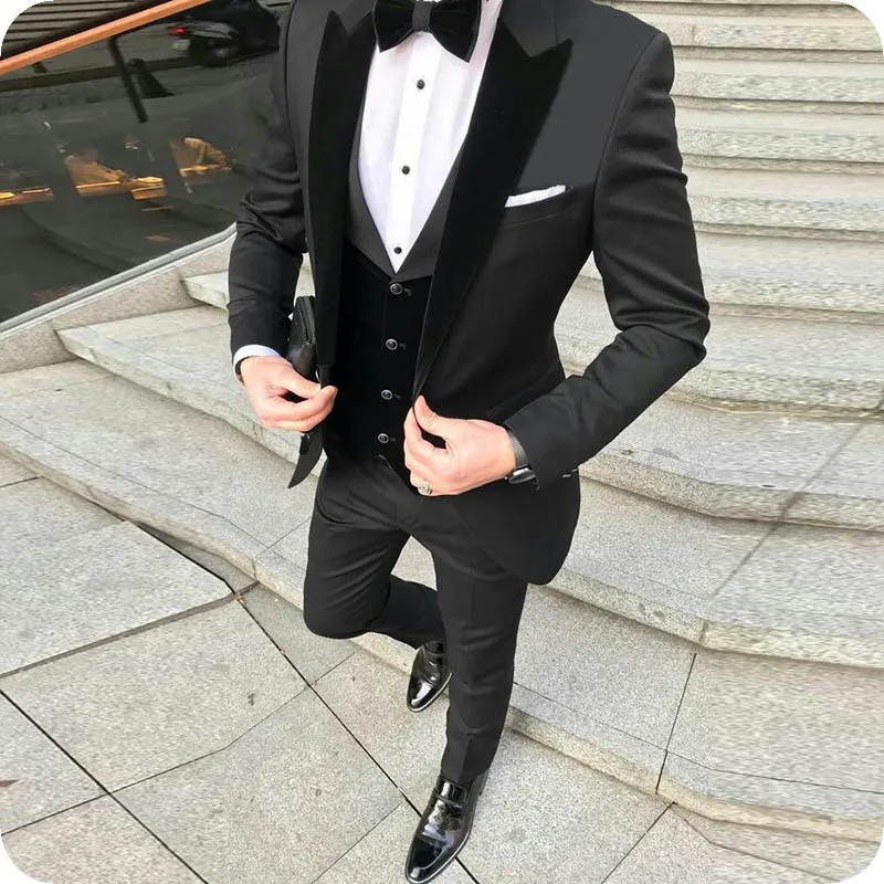 Latest Design Black Groom Wear Tuxedos Wedding Suits For Man Velevt Peaked Lapel Man Blazer Jacket 3Piece Groomsmen Wear Evening Prom Party