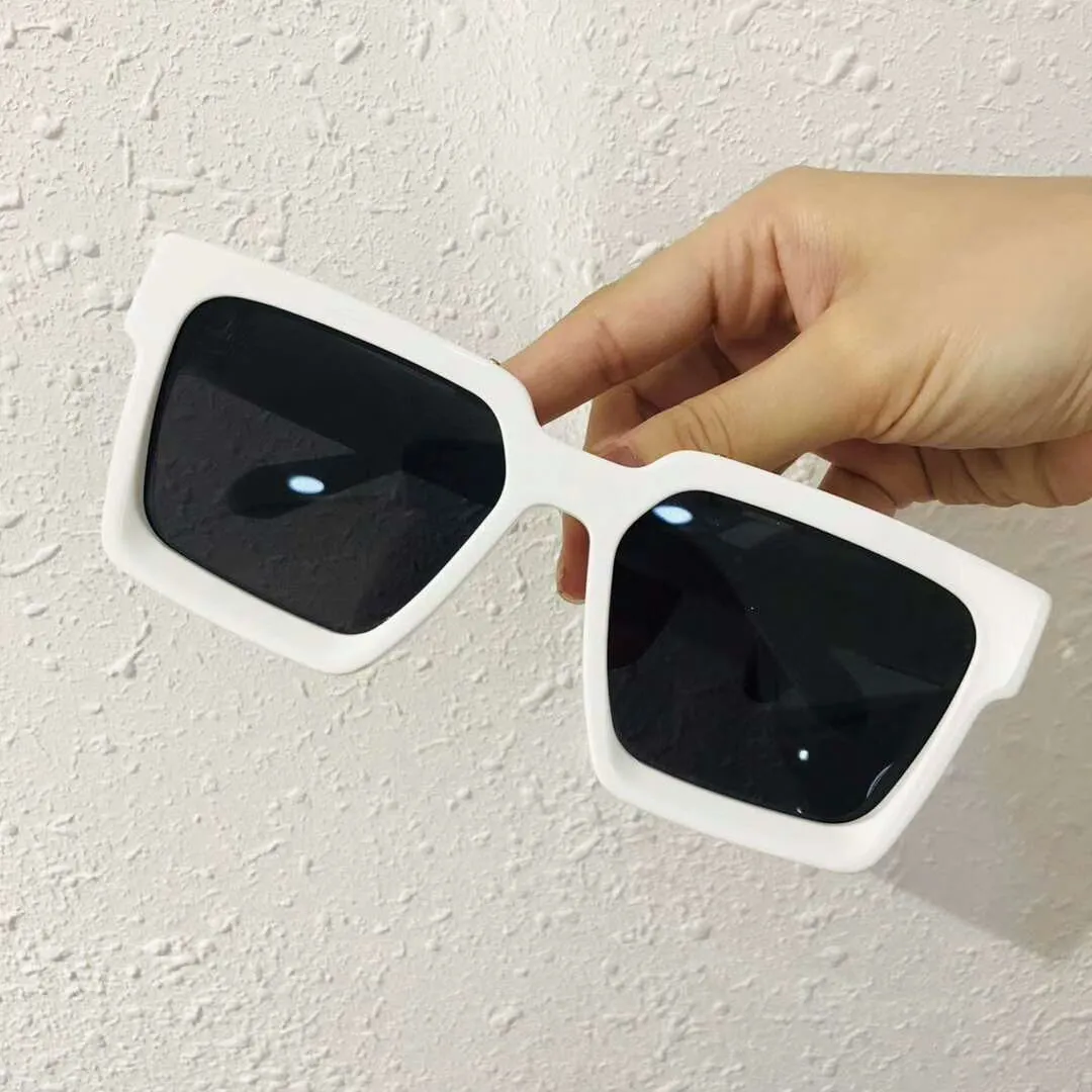 Save Big on Bulk White Square Frame Sunglasses Square Sunglasses White Frame With Black Shaded Lenses Millionaire 96006 Sonnenbrille Fashion Designer