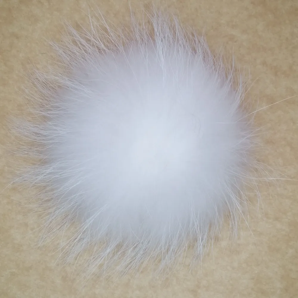 Съемная белая настоящая енота меховых помпонов аксессуары для мячей для вязаной
