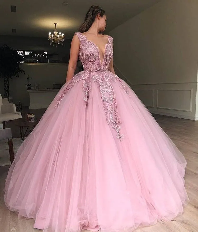 ピンクのボールガウンのQuinceaneraのドレスレースのアップリケチュールフロアの長さの輝きウエディングドレス甘い16イブニングドレス送料無料