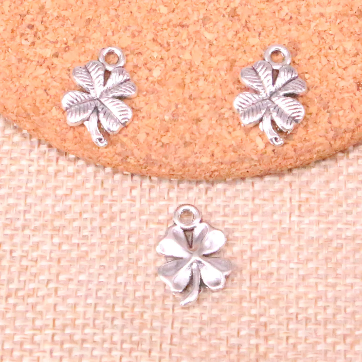 158 sztuk Charms Lucky Irish Four Leaf Clover 17mm Antyczne Dokonywanie Wisiorek Fit, Vintage Tybetański Silver, DIY Handmade Biżuteria