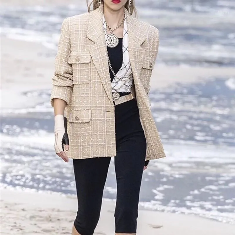 Jaquetas femininas passarela designer jaqueta de lã tweed casaco 2021 outono inverno feminino entalhado dourado único botão pequenos ternos xadrez outerwear1