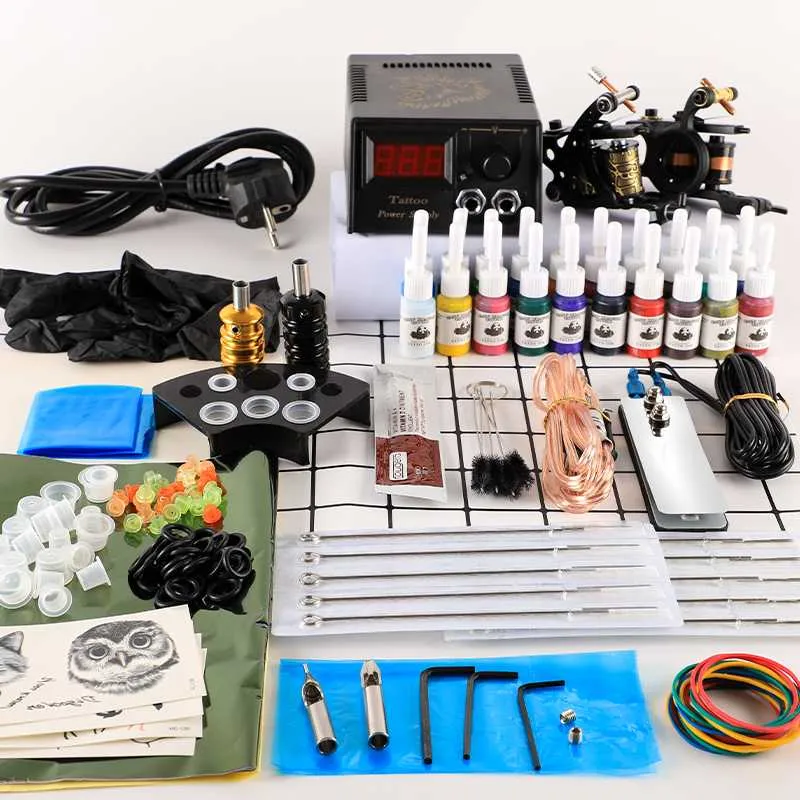 Tattoo Kit 2 Tattoo Machines Gun 20PC Inktvoeding Grips Body Art Tools Complete Set Accessoires Benodigdheden