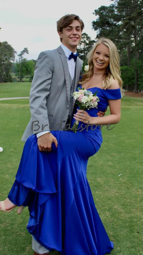 Royal blue hotsell prom outfits