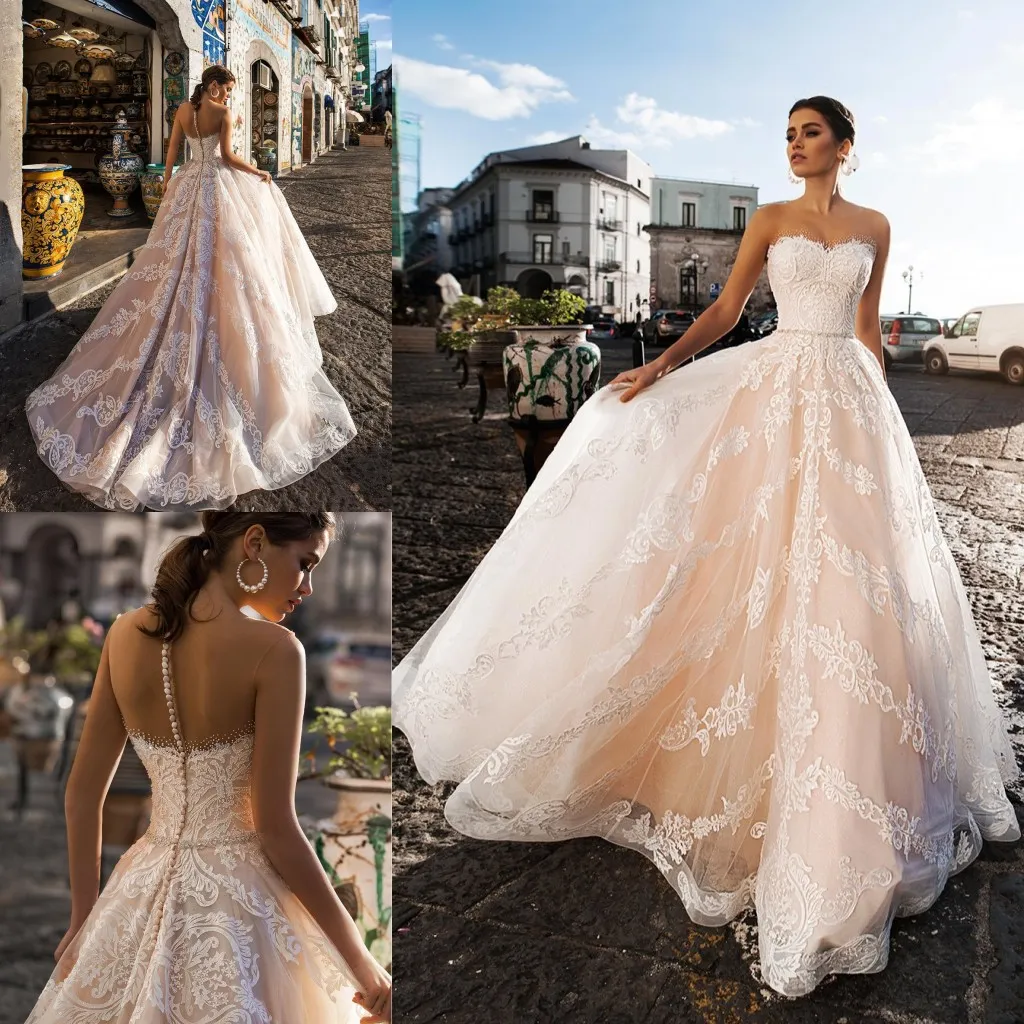 Fashion Lace Beaded Wedding Dresses Sheer Bateau Neck Covered Buttons Bridal Gowns A Line Sweep Train Tulle robe de mariée