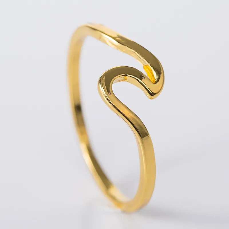 White Gold Diamond Letter S Initial Ring 1/20ctw | REEDS Jewelers