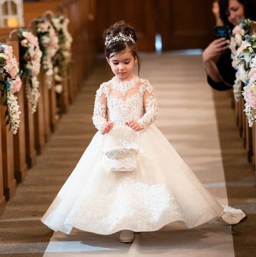 Robes de fille de fleur en dentelle perlée scintillante pour mariage robe de bal à paillettes robes de concours balayage train manches longues robe de première communion