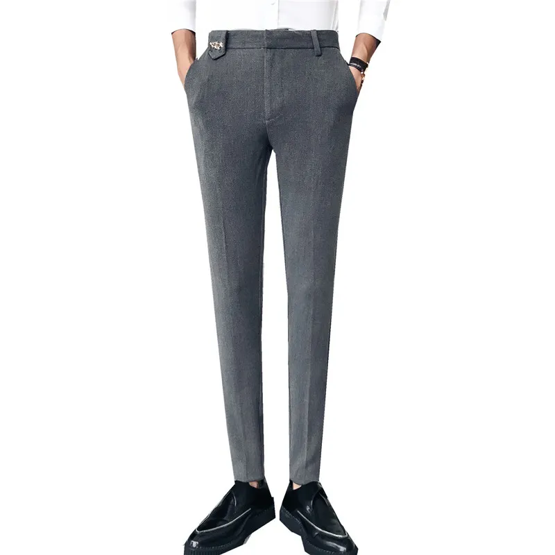 2019 Nya Mäns Mode Business Casual Feet Pants Stjärntillbehör Vild Självodling Trend British Wind Overells Byxor