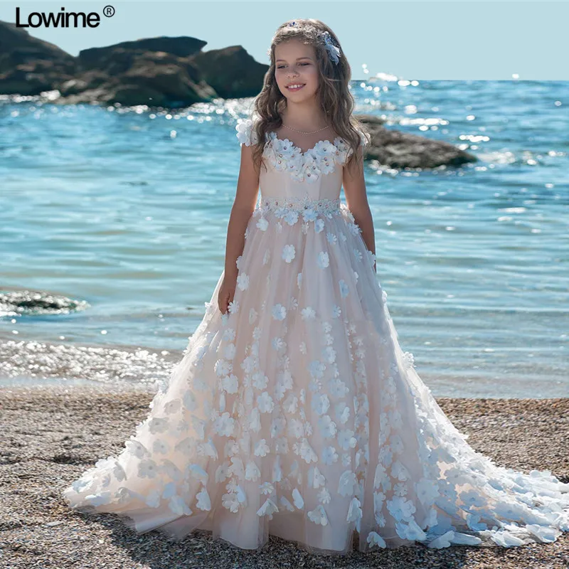 Ballkleid-Blumen-Mädchen-Kleider für Hochzeiten Halbarm Spitze Appliqued Kinder Formal Wear Tüll Kommunion Kleid