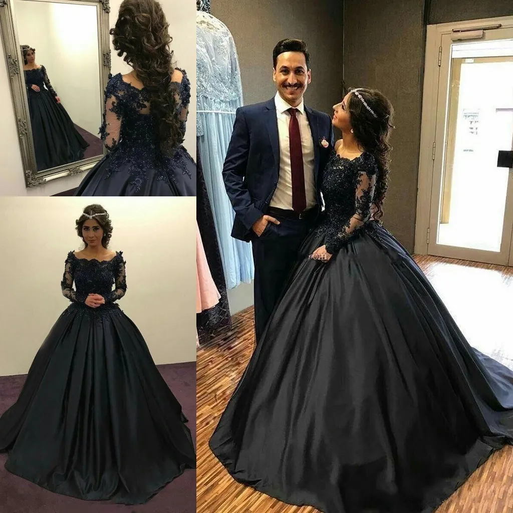 2018 Winter Formal Evening Dresses with Long Sleeves Gown Bateau Neckline Shiny Beaded Lace Bodice Puffy A Line Long Navy Black Prom Dresses