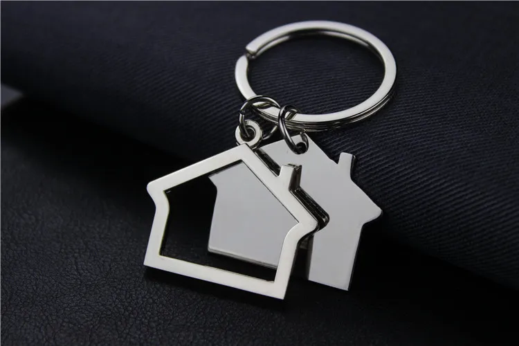 Metal House Shaped Keychains KeyRings House Design Party levererar bil nyckelkedja anpassade logotyp gåvor för marknadsföring