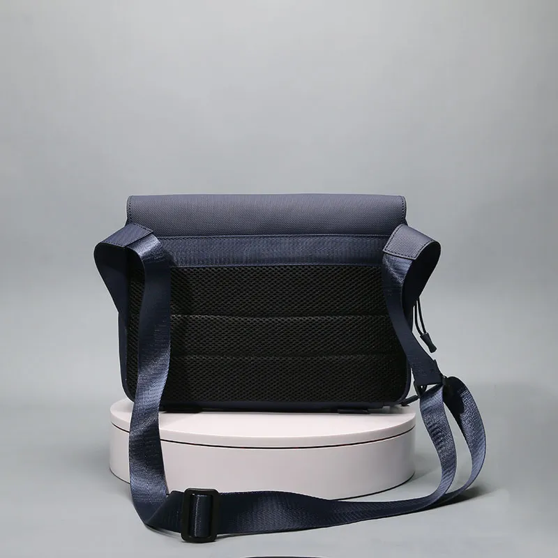 Code 1268 Fashion Men Messenger Bag Mann Umhangetaschen Designer Mannliche Crossbody Taschen Flap Tasche Hochqualitat Von 40 98 DHgate