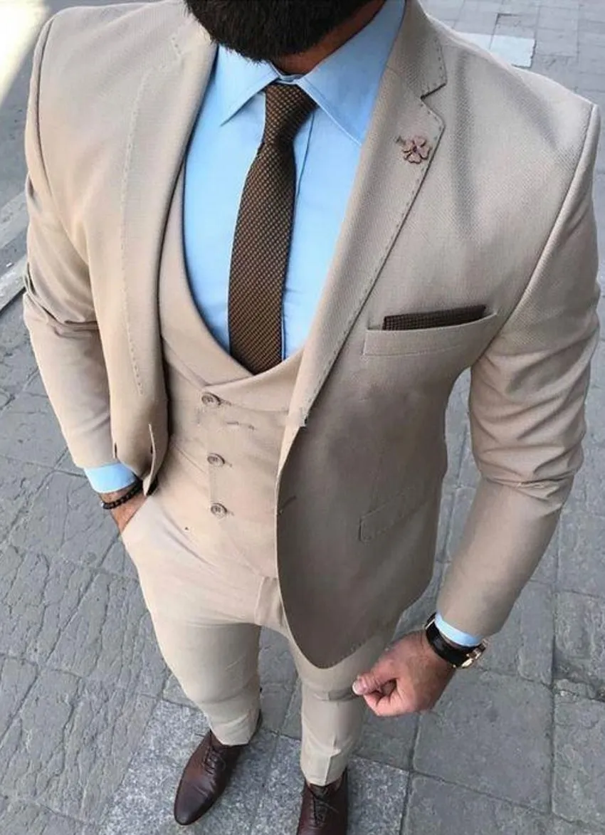 Mode Beige Groom Tuxedos Notch Lapel Slim Fit Groomsman Bröllop 3 Piece Suit Män Business Prom Jacka Blazer (Jacka + Byxor + Tie + Vest) 762