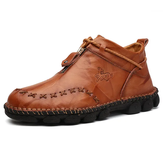 가을 New Leather Men Boots Winter High Tops Man 캐주얼 발목 부츠 편안한 남자 스노우 슈즈 작업 플러스 크기 38-48